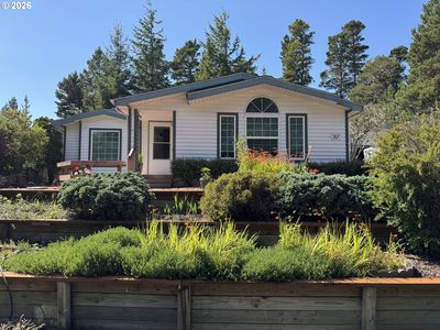 307 Manzanita Dr