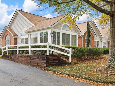 3735 Vineyards Lake Cir NW #24