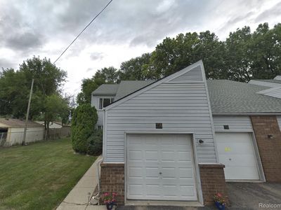 735 Claire Pointe Cir