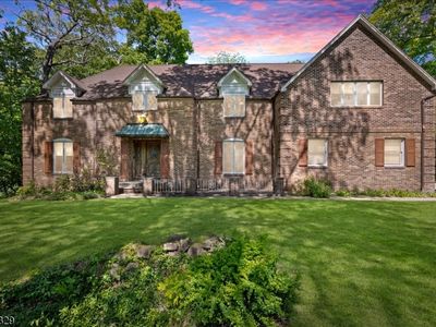 8 Branko Rd