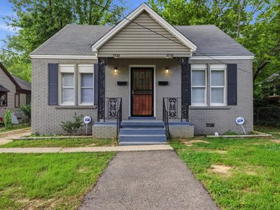 3588 Bowen Ave