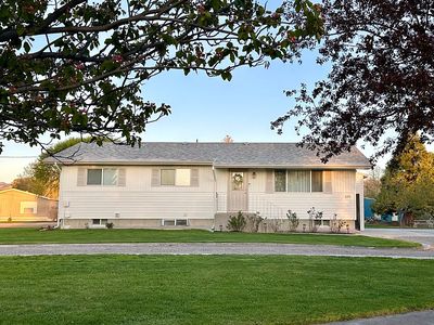 Property at 190 N Lincoln St, Oakley, ID