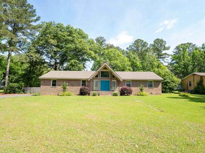 121 Robert Dr