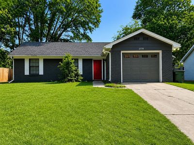 2378 Peachtree Dr