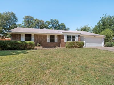 1410 Carswell Ter