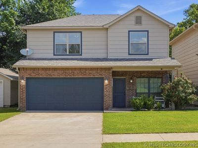 308 E 4th St