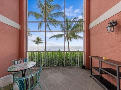 2745 1st St APT 106