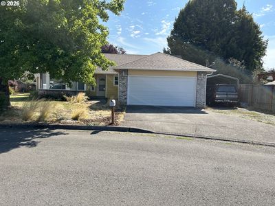 1010 NW Cazadero Ct