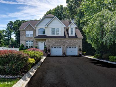 220 Lloyd Road