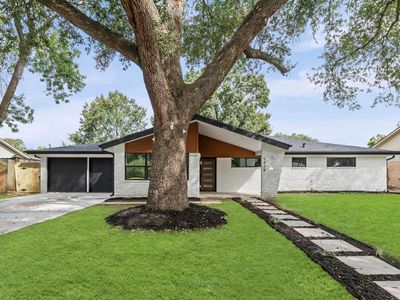 5438 Wigton Dr