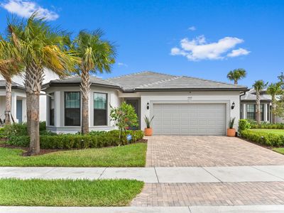 4442 Silverwood Lane S