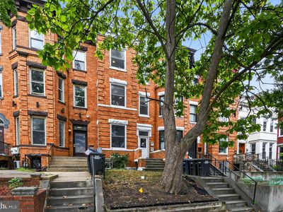 1241 Kenyon St NW APT 2