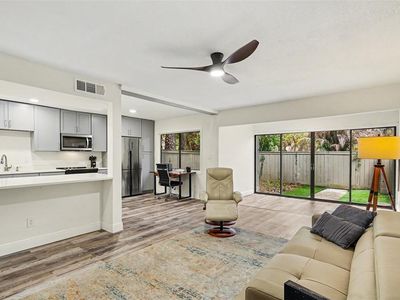 109 Crown Oaks Way #109