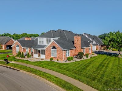 649 Kingsbury Court