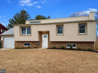 4 Altair Ct