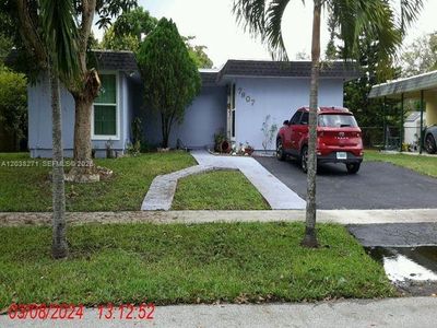 7907 NW 73rd Ave