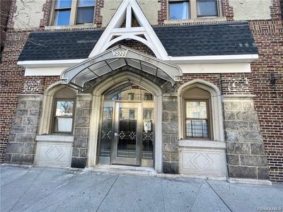 2922 Barnes Avenue #6E