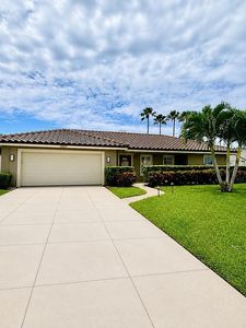 5555 Wind Drift Ln