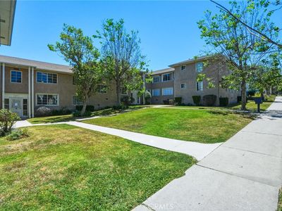 4076 Hillcrest Dr APT A