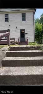 509 Rentschler St