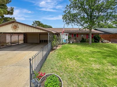 3038 N Northwest Dr