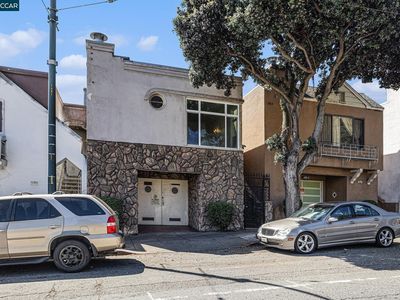 841 Ocean Ave