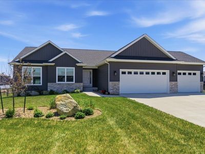 121 Goldcrest Ct