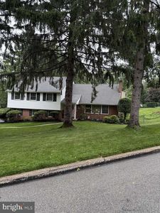 105 Sheldrake Dr