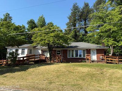 130 Sunshine Dr