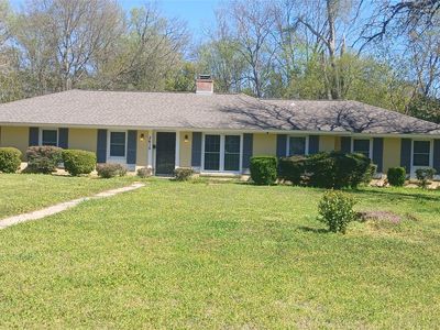 3615 Audubon Rd