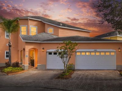 3933 Serenade Ln