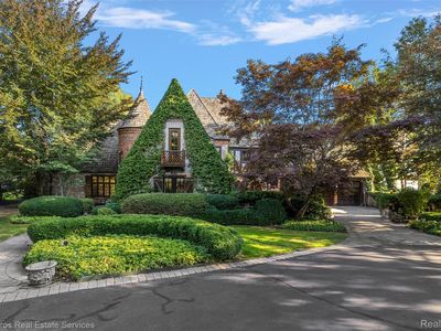 49016 Pointe Lakeview Dr