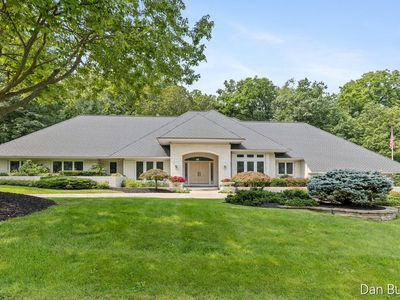 5999 Hillsborough Ct SW