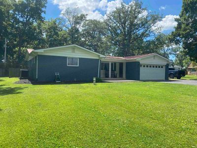 Property at 812 S Jean Dr, Portland, IN