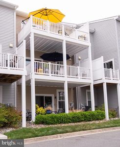 416 S Seaway Ct Unit 142