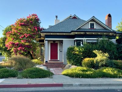 530 W Stephenson Street