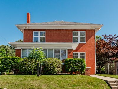Property at 103 E Broadway St, Madisonville, KY