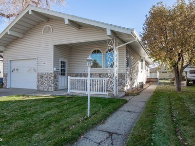 Property at 204 1st Ave NE, Beulah, ND