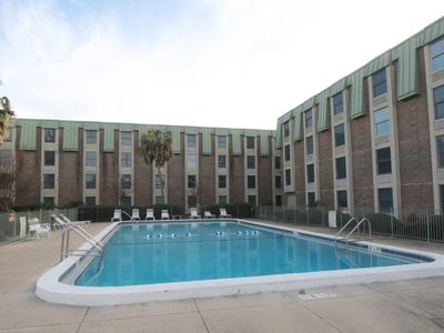 224 E Garden St APT 349