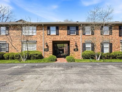 Property at 3811 Washington Sq APT 2G, Saint Matthews, KY