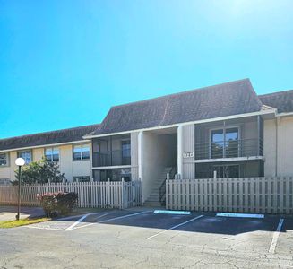 1271 NW 13th Street #460e