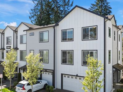 2002 101st Avenue SE UNIT 7