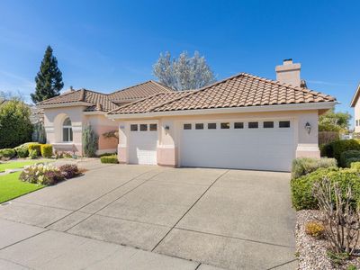 4208 Echo Rock Ln
