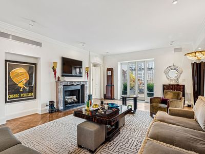 535 Park Ave #PENTHOUSE