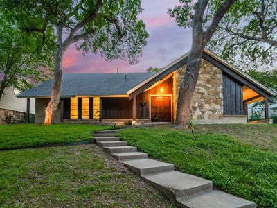 1529 Windchime Dr