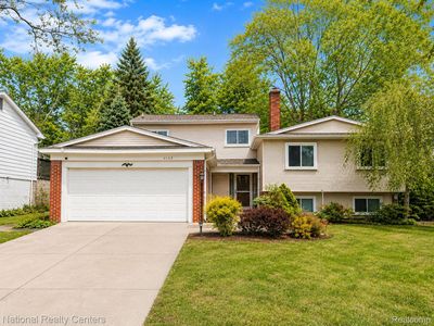 2182 Yorktown Dr