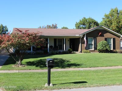 Property at 9803 Springbark Dr, Hickory Hill, KY