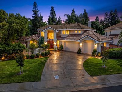 3324 La Playa Dr