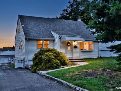 132 Charlton Ave