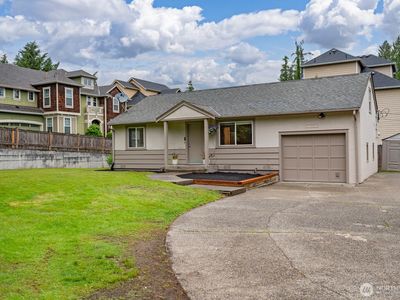 13804 Redmond Way